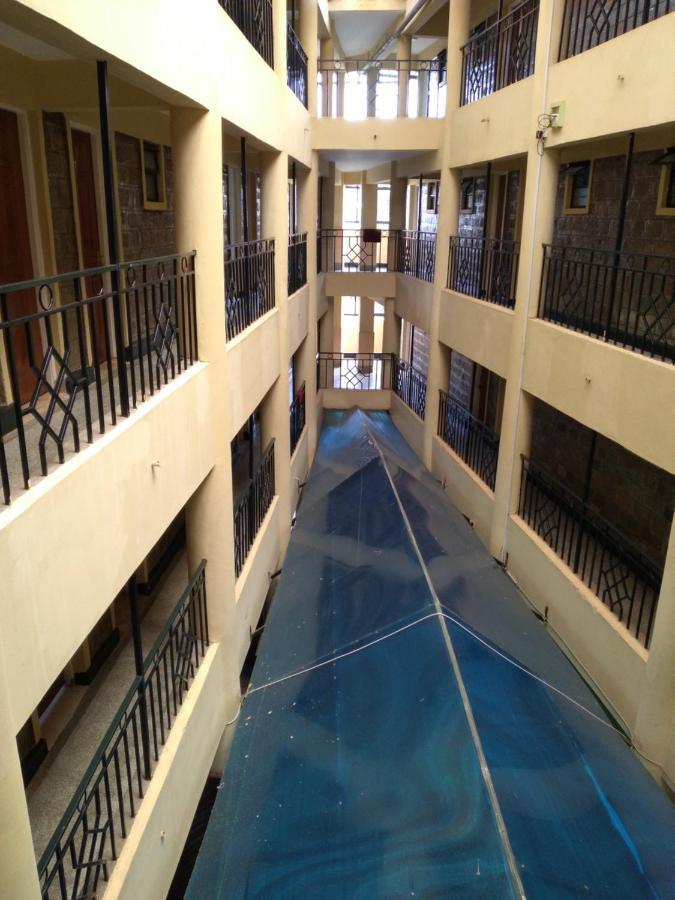 Crown Hotel Kericho Bagian luar foto
