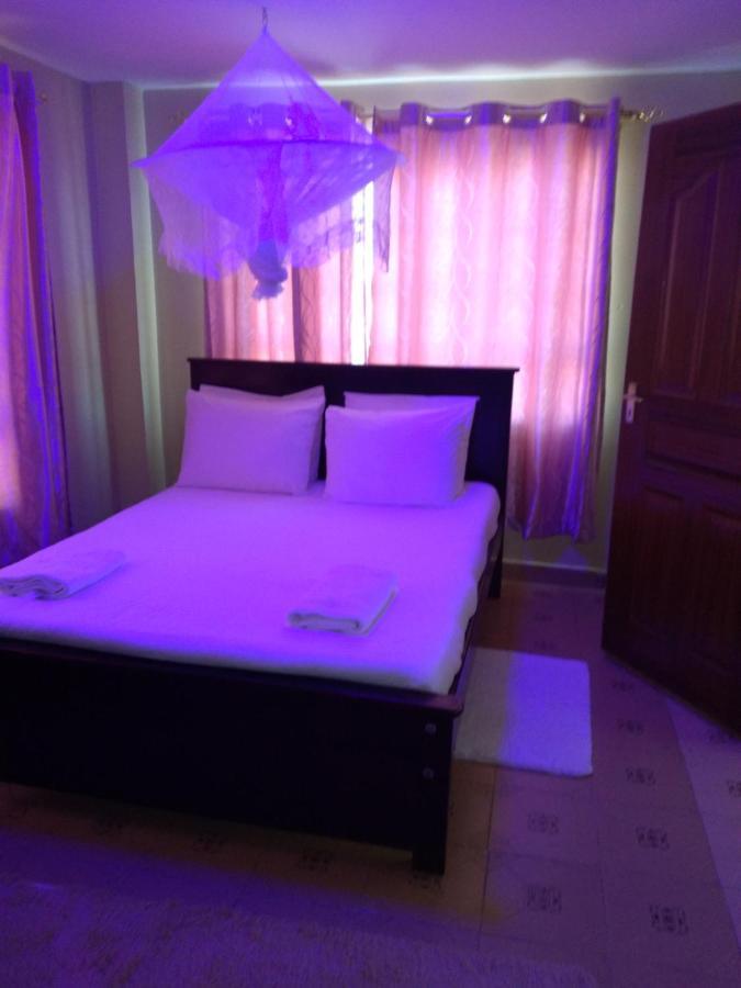 Crown Hotel Kericho Bagian luar foto