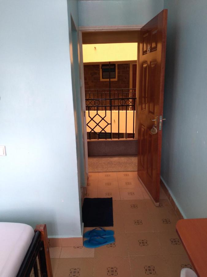 Crown Hotel Kericho Bagian luar foto