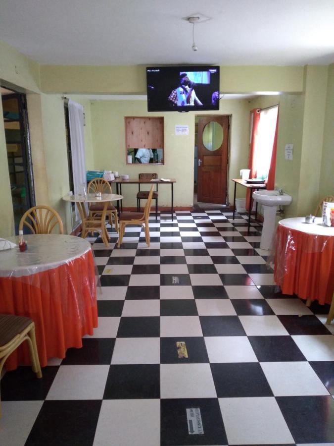 Crown Hotel Kericho Bagian luar foto