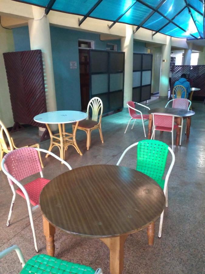 Crown Hotel Kericho Bagian luar foto