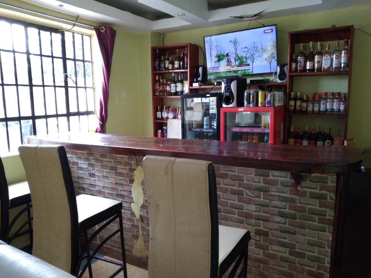 Crown Hotel Kericho Bagian luar foto