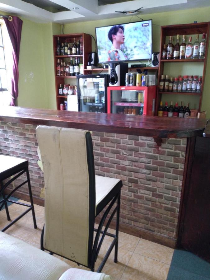 Crown Hotel Kericho Bagian luar foto